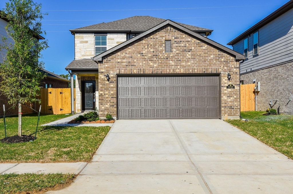 5723 Fresh View Court - Photo 0