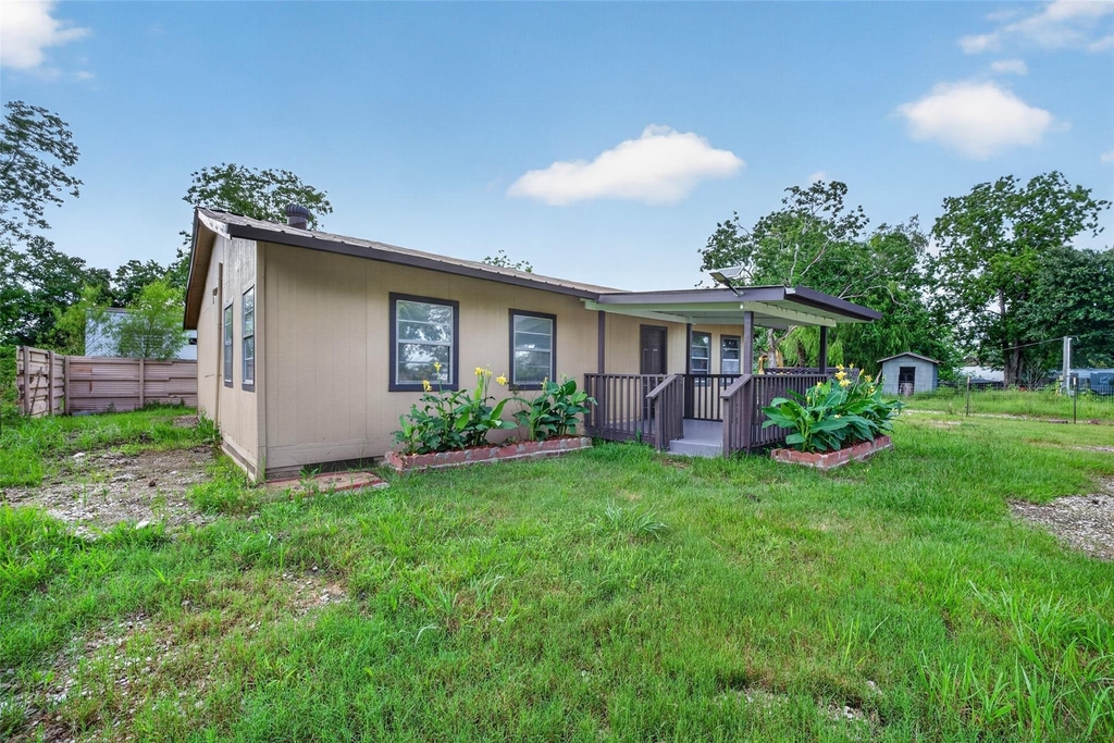 12731 Wanda Way - Photo 1