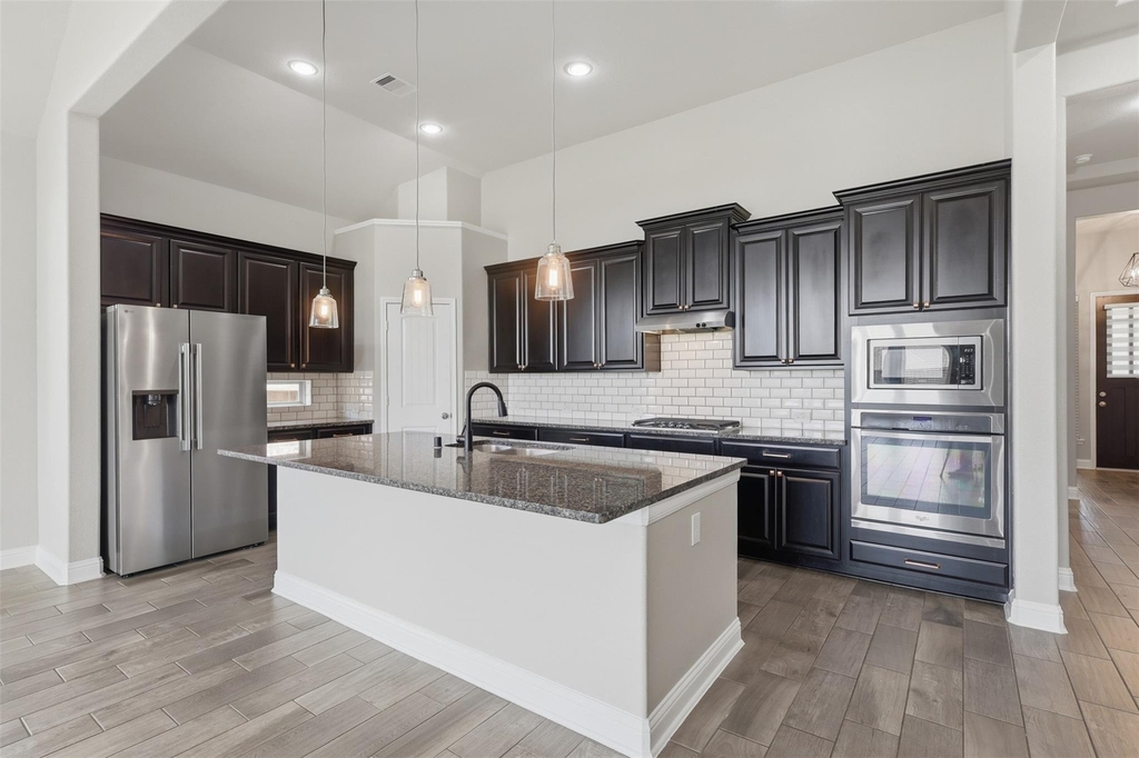 5215 Baroness Lane - Photo 5