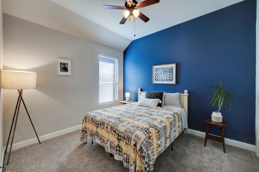 5215 Baroness Lane - Photo 23