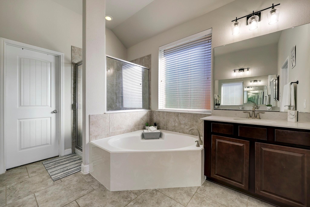 5215 Baroness Lane - Photo 19