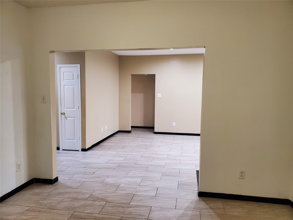 2107 Tower Bridge Road - Photo 10