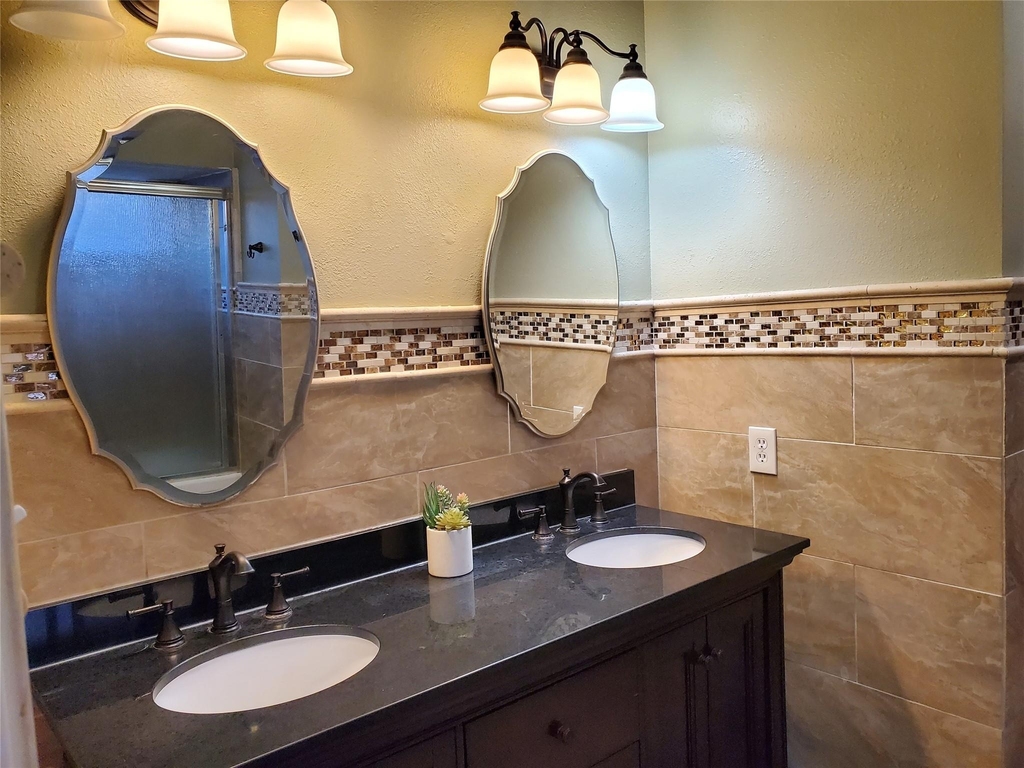 2107 Tower Bridge Road - Photo 14