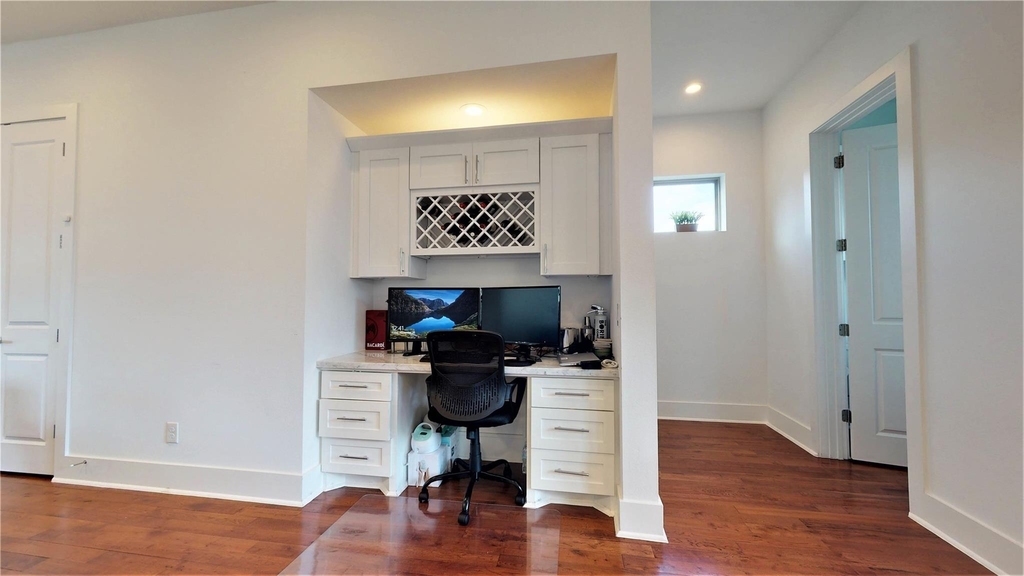 5422 Darling Street - Photo 4
