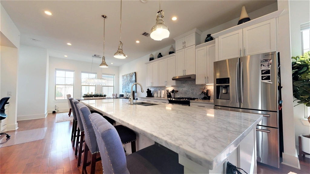5422 Darling Street - Photo 9