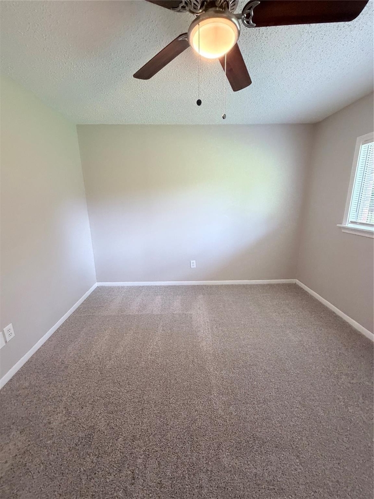 20064 Mercedell Drive - Photo 19