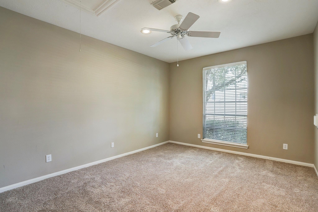 9907 Kemp Forest Drive - Photo 10