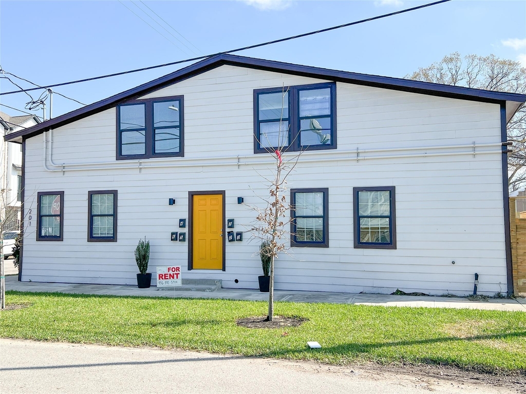 201 Eastwood Unit 2 Street - Photo 0