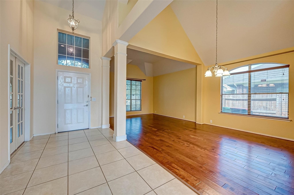 26031 Crestford Park Lane - Photo 4