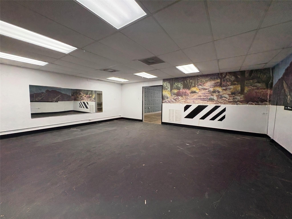 2217 Avenue G - Photo 3