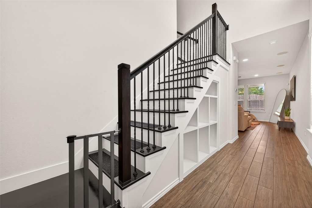 5134 Aedan Oak Street - Photo 5