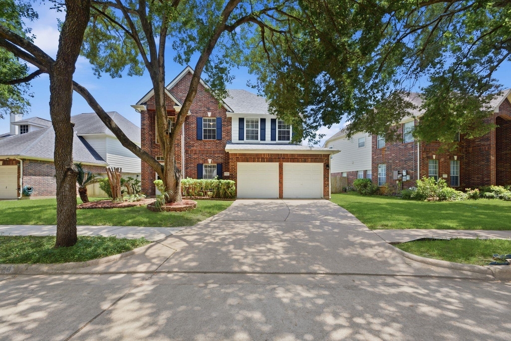 3126 Waters View Drive - Photo 1