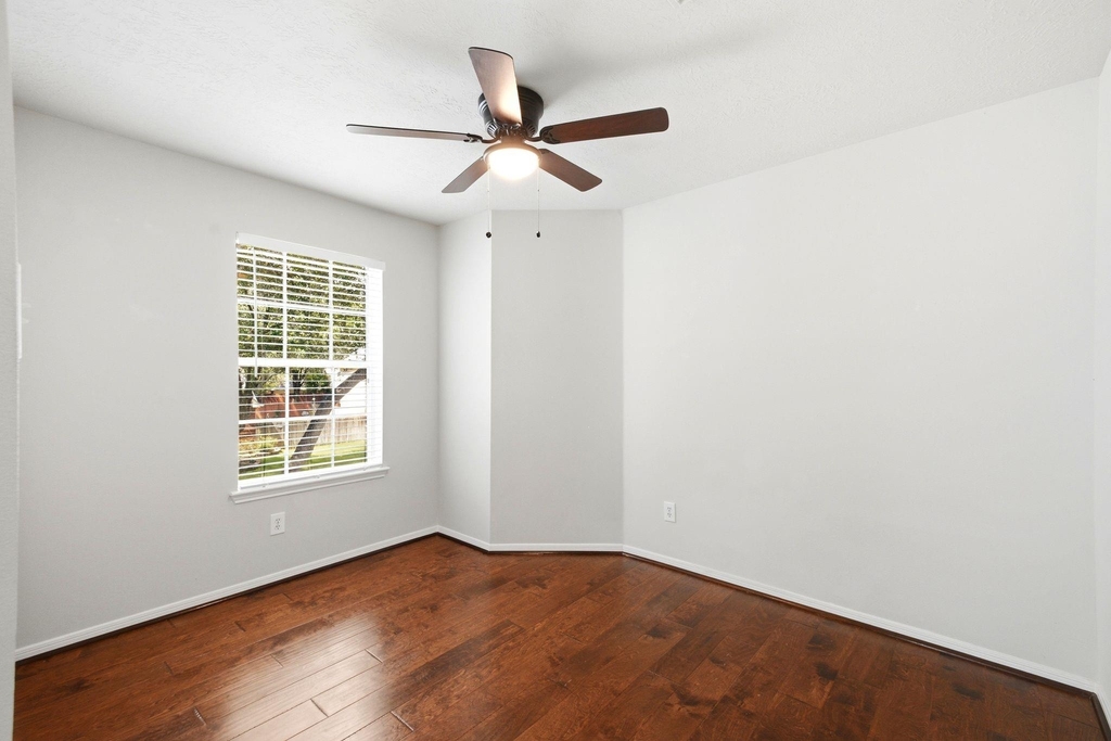 3126 Waters View Drive - Photo 42