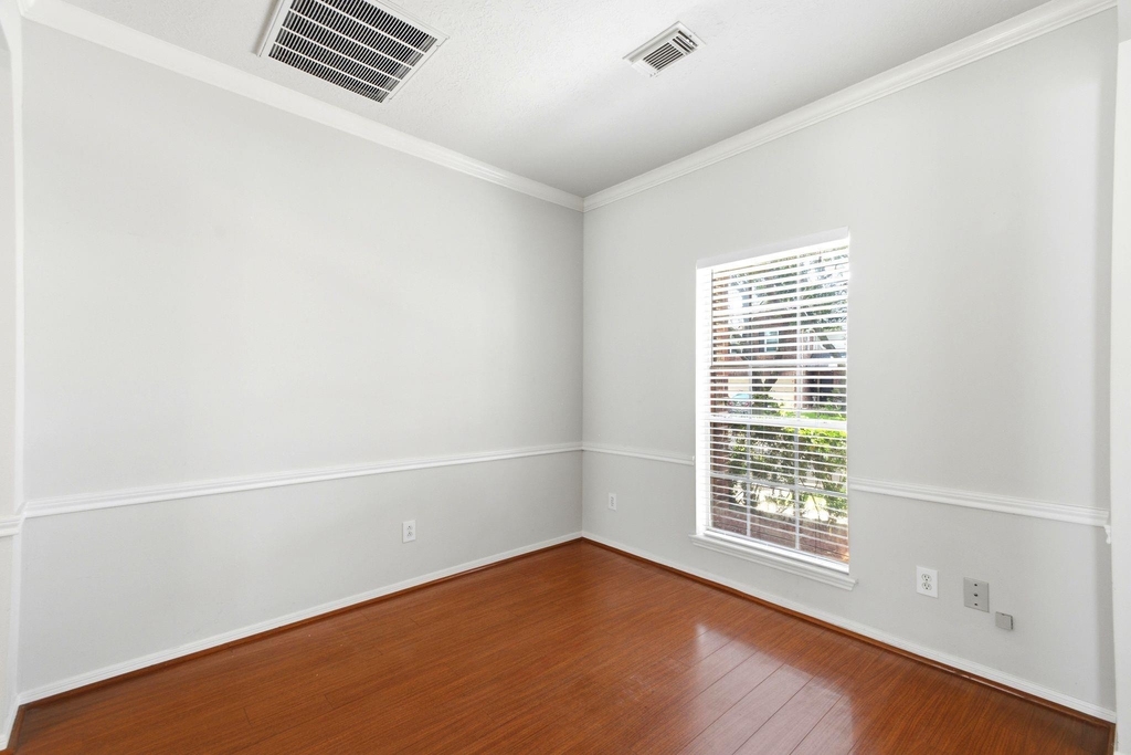 3126 Waters View Drive - Photo 13