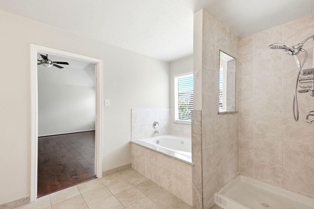 3126 Waters View Drive - Photo 32