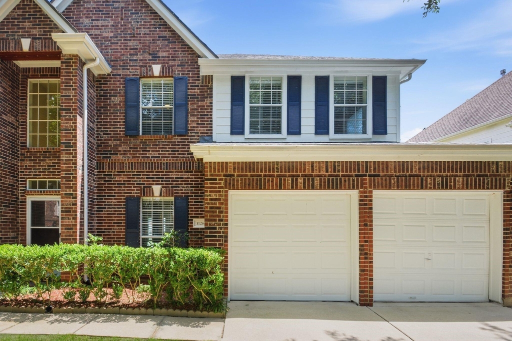 3126 Waters View Drive - Photo 4