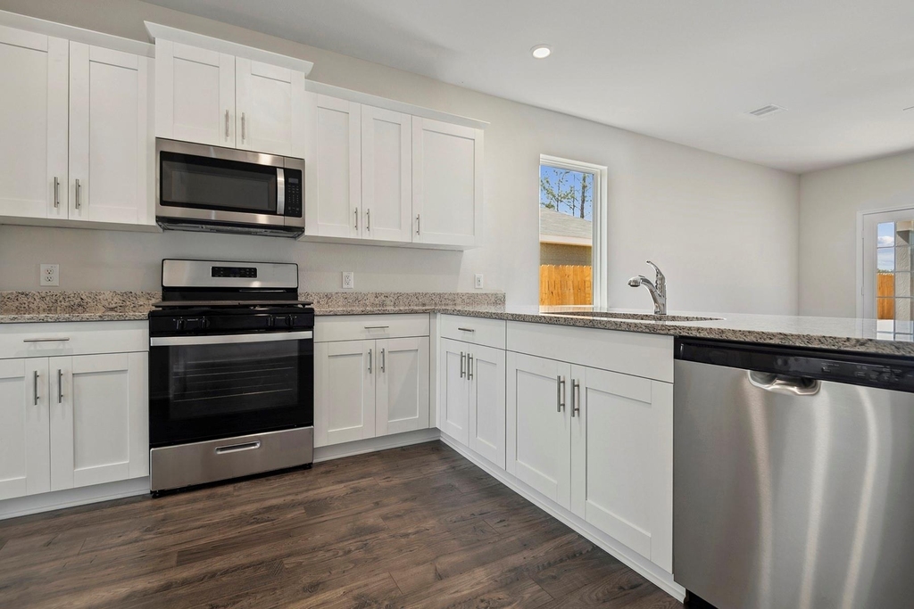 15450 Maple Terrace Drive - Photo 8