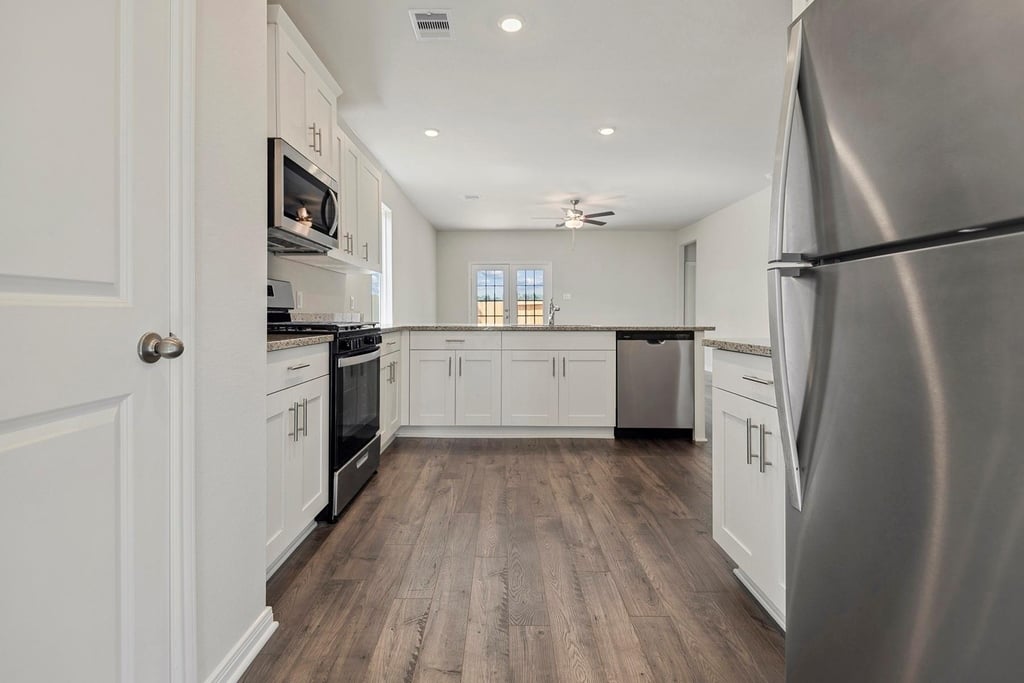 15450 Maple Terrace Drive - Photo 5