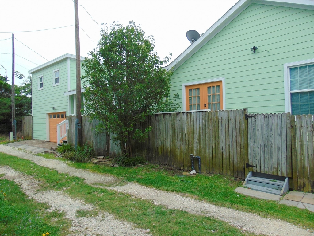 1914 52nd Street - Photo 24