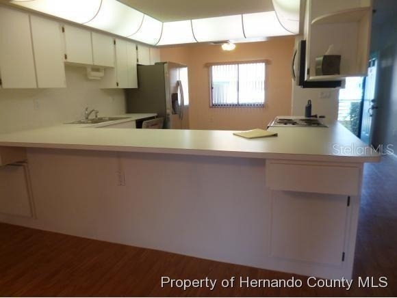 6460 River Run Boulevard - Photo 2