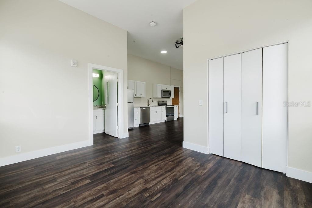 306 W Wisconsin Avenue - Photo 6