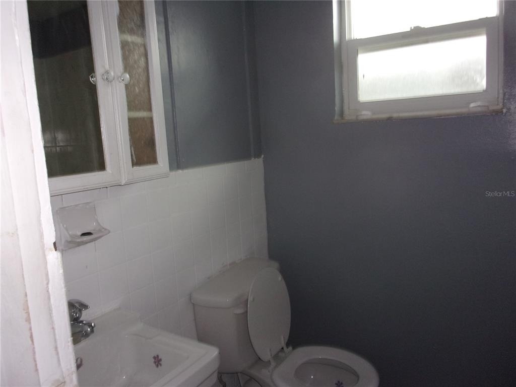 5206 7th Street - Photo 12