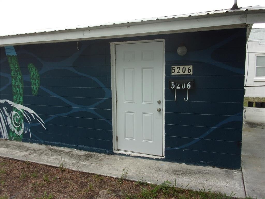 5206 7th Street - Photo 0
