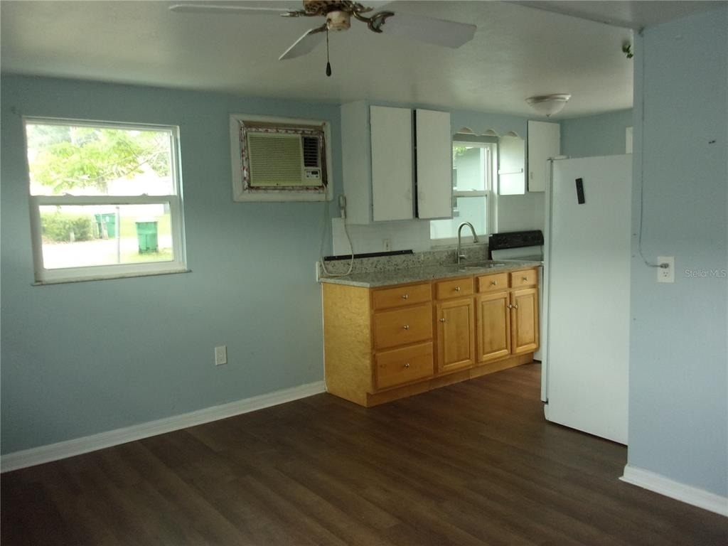5206 7th Street - Photo 5