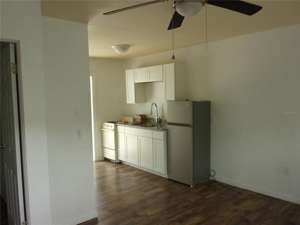 5208 7th Street - Photo 9