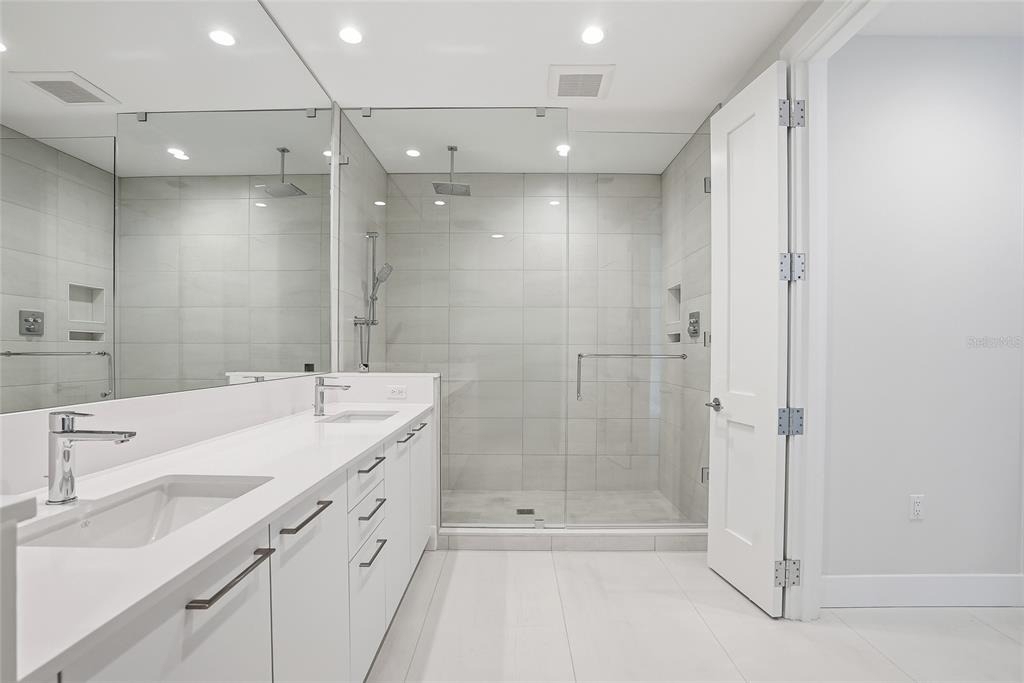 275 1st Avenue S - Photo 13