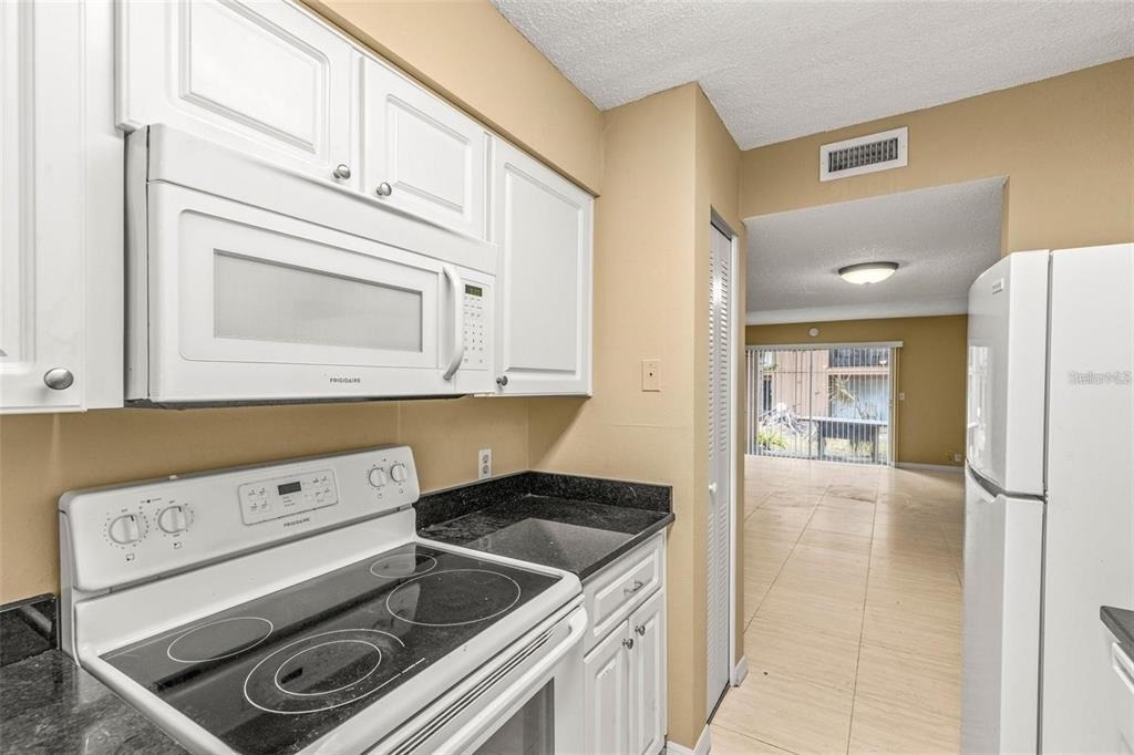 7510 Presley Place - Photo 3