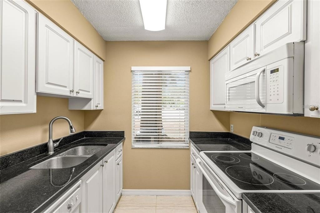 7510 Presley Place - Photo 2