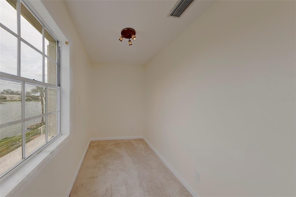 222 Pompano Drive Se - Photo 22