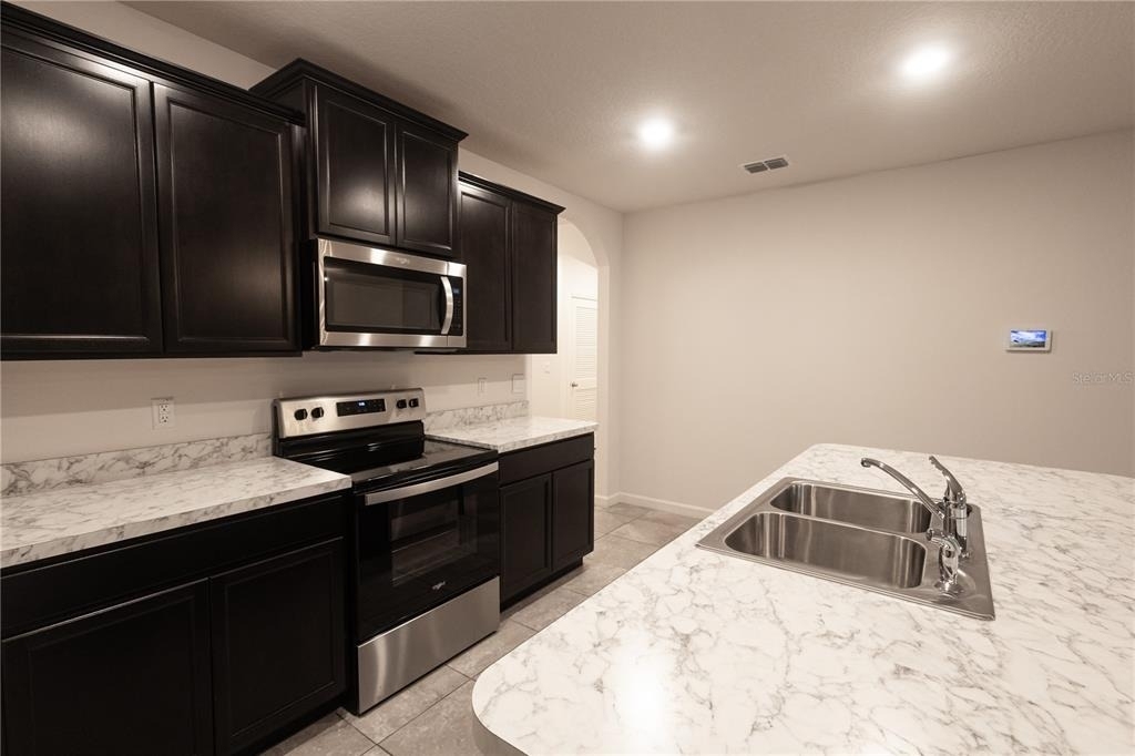 538 Vin Rose Circle Se - Photo 17