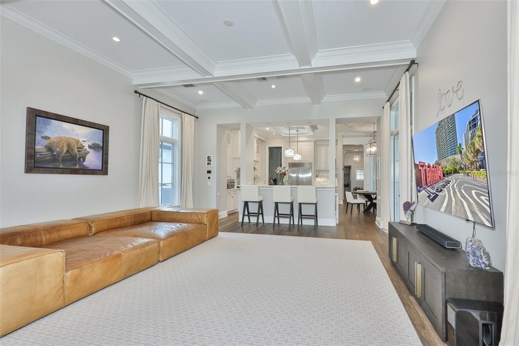 629 Riviera Drive - Photo 10