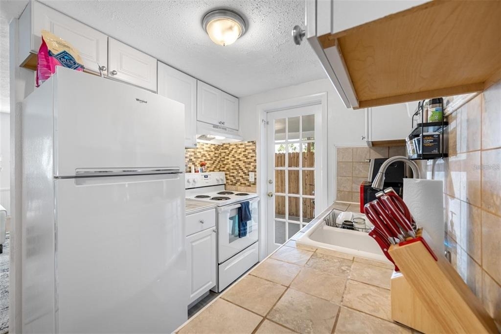 616 Dogwood Court - Photo 4