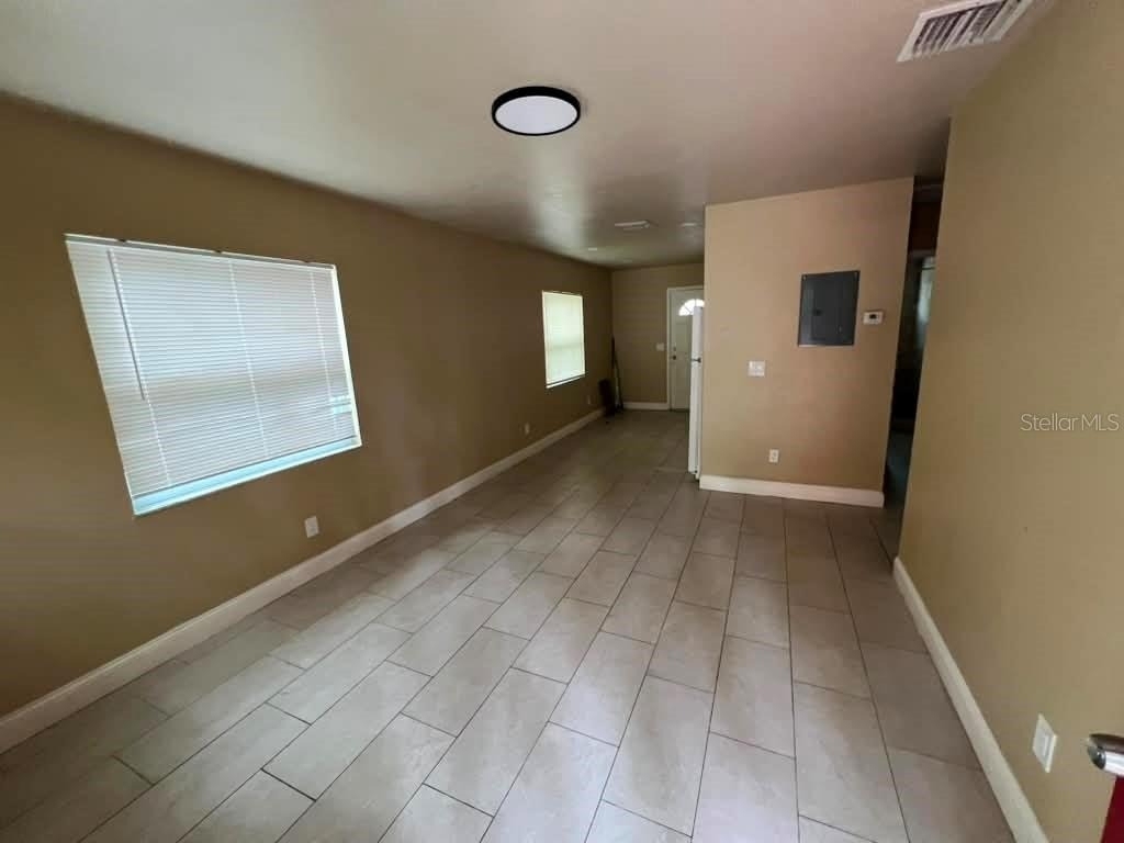 10106 N 10th Street - Photo 0