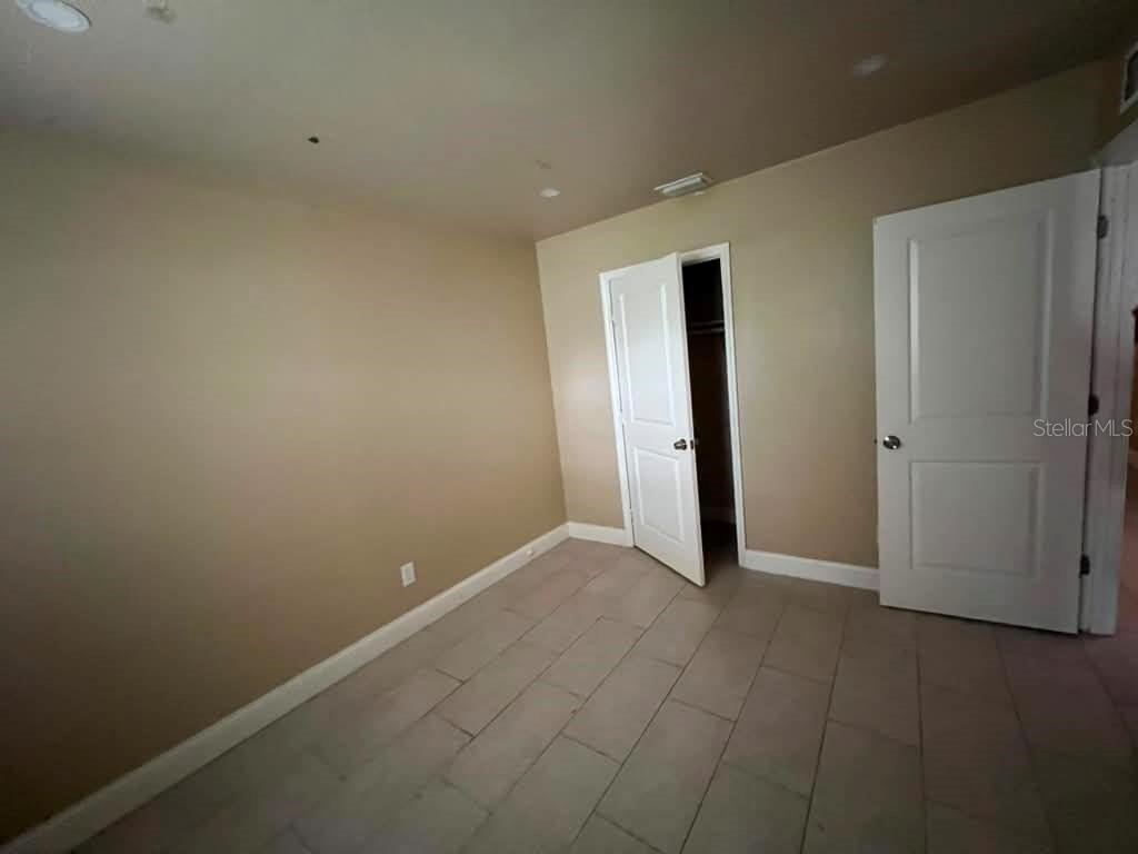 10106 N 10th Street - Photo 5