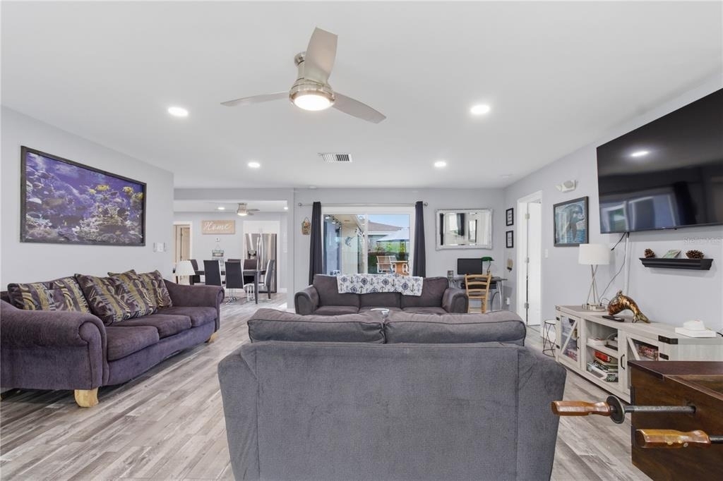 709 Highland Avenue N - Photo 5
