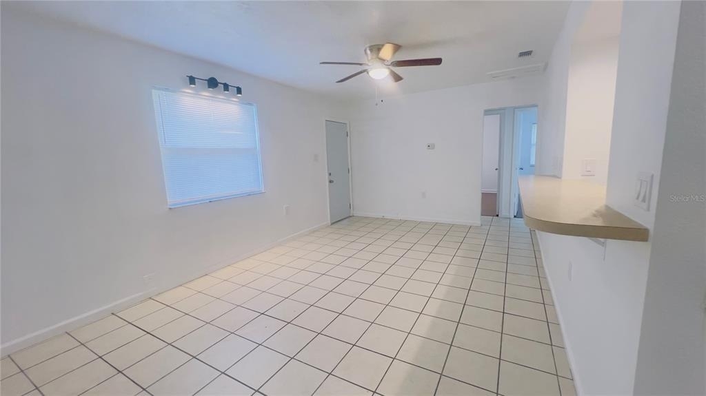 5301 40th Street N - Photo 7