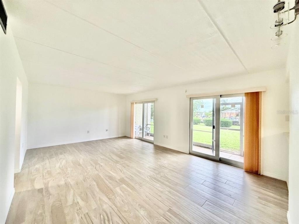8801 Bay Pointe Drive - Photo 9