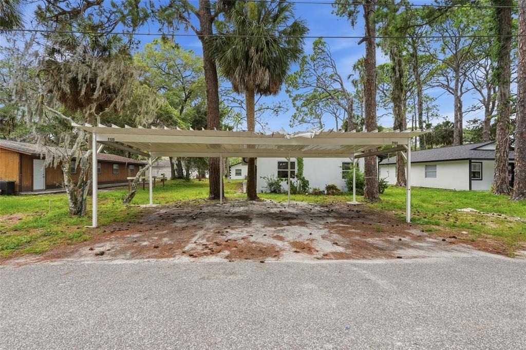 7133 Pinewood Dr - Photo 17