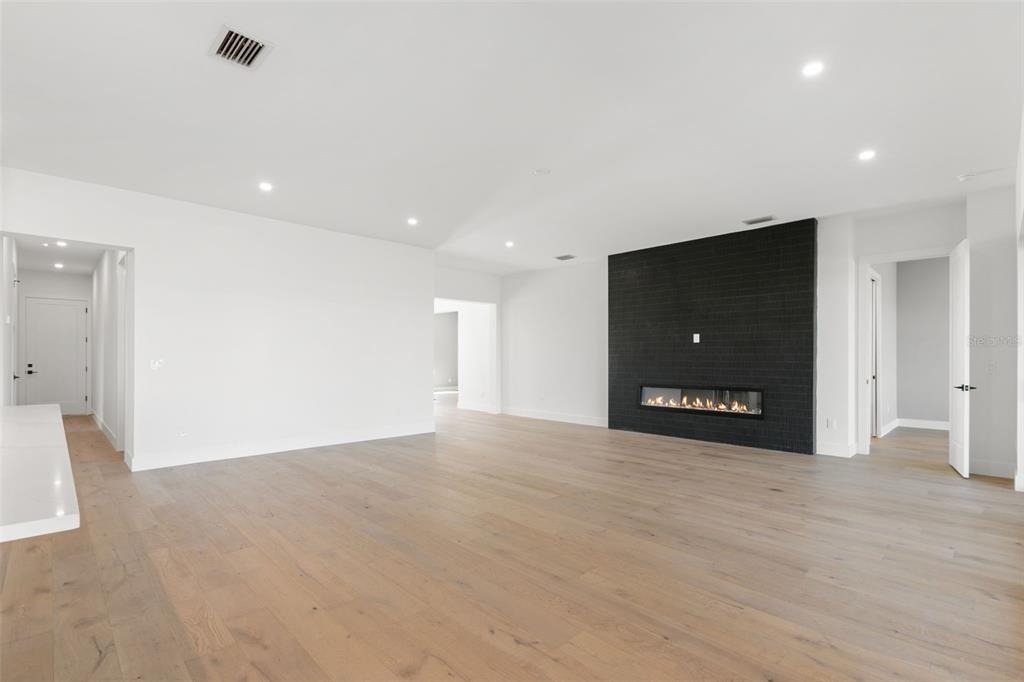 1810 4th Street E - Photo 5