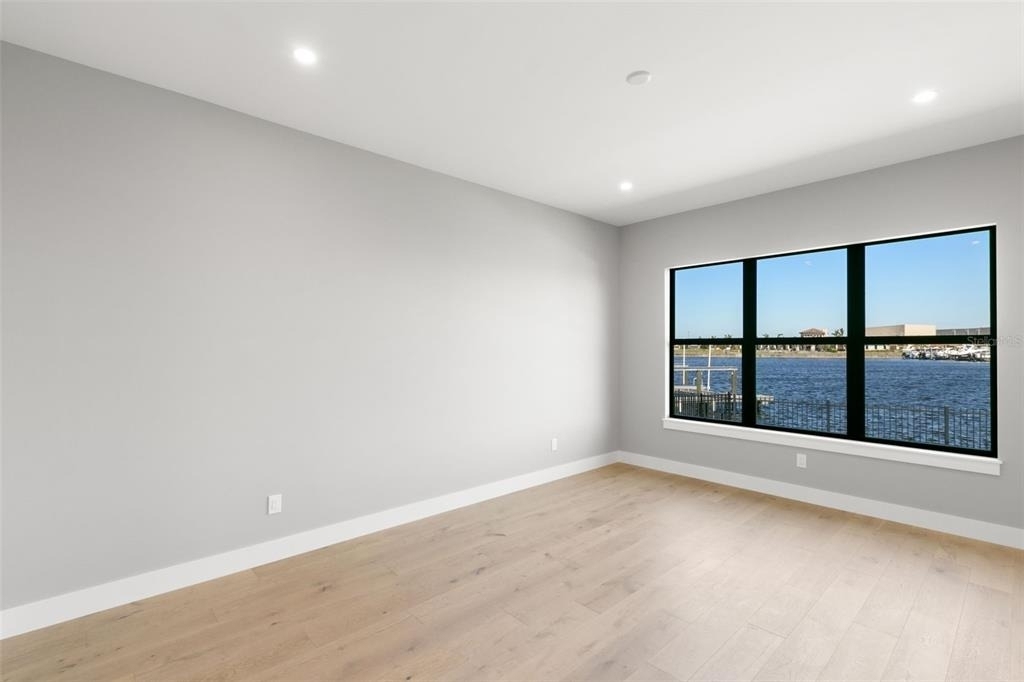 1810 4th Street E - Photo 21