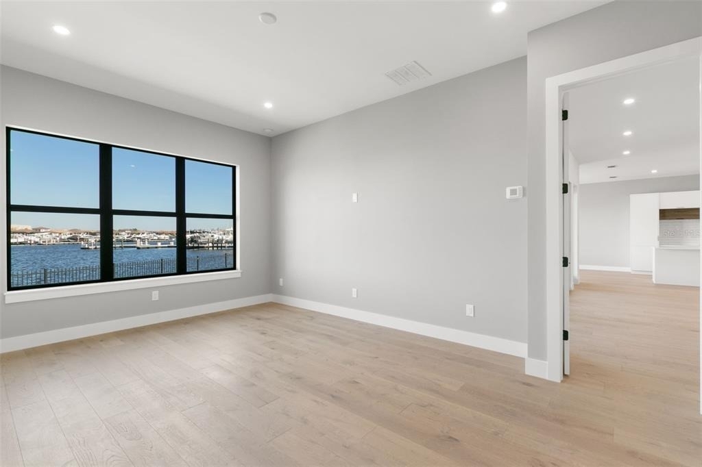 1810 4th Street E - Photo 22