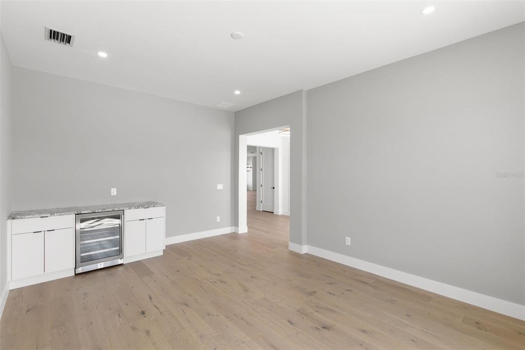 1810 4th Street E - Photo 16