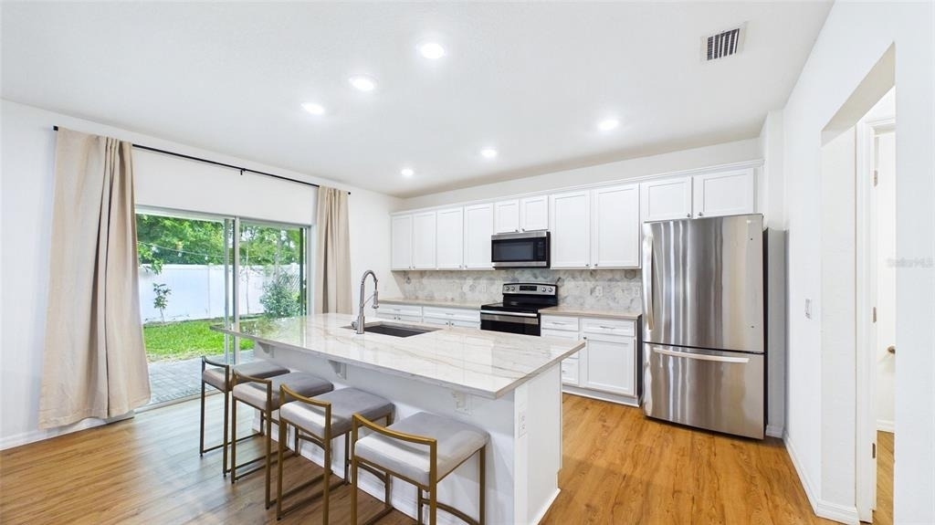 3802 E Curtis Street - Photo 3