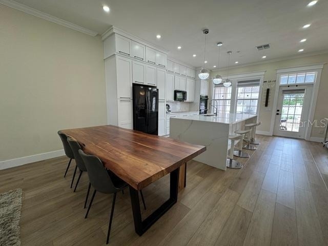537 Campus Street - Photo 6
