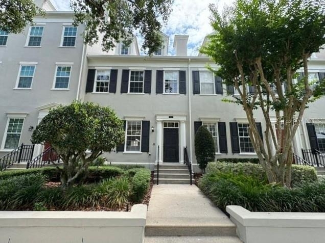 537 Campus Street - Photo 0