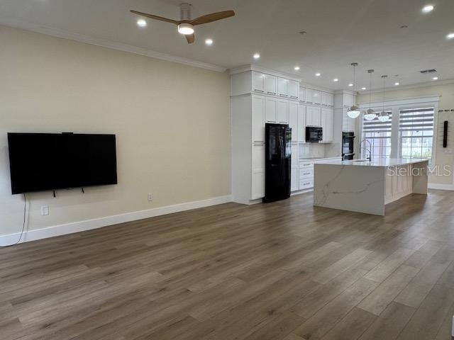 537 Campus Street - Photo 1